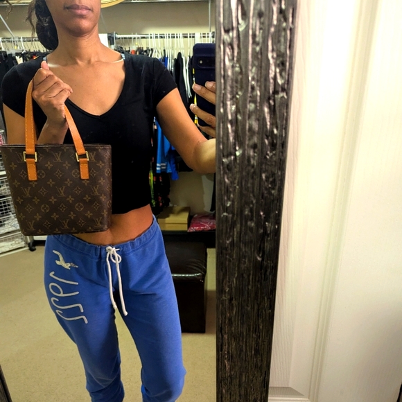 Vintage Louis Vuitton Bag - Picture 8 of 15